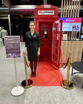 VideoBox Evènementielle IFTM Salon du tourisme Paris Cabine Téléphonique anglaise VideoBox Evènementielle IFTM Salon du tourisme Paris Cabine Téléphonique anglaise